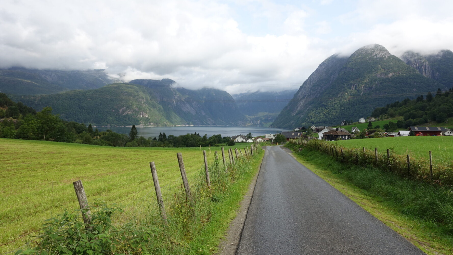 Sundal and Maurangerfjorden Sundal
