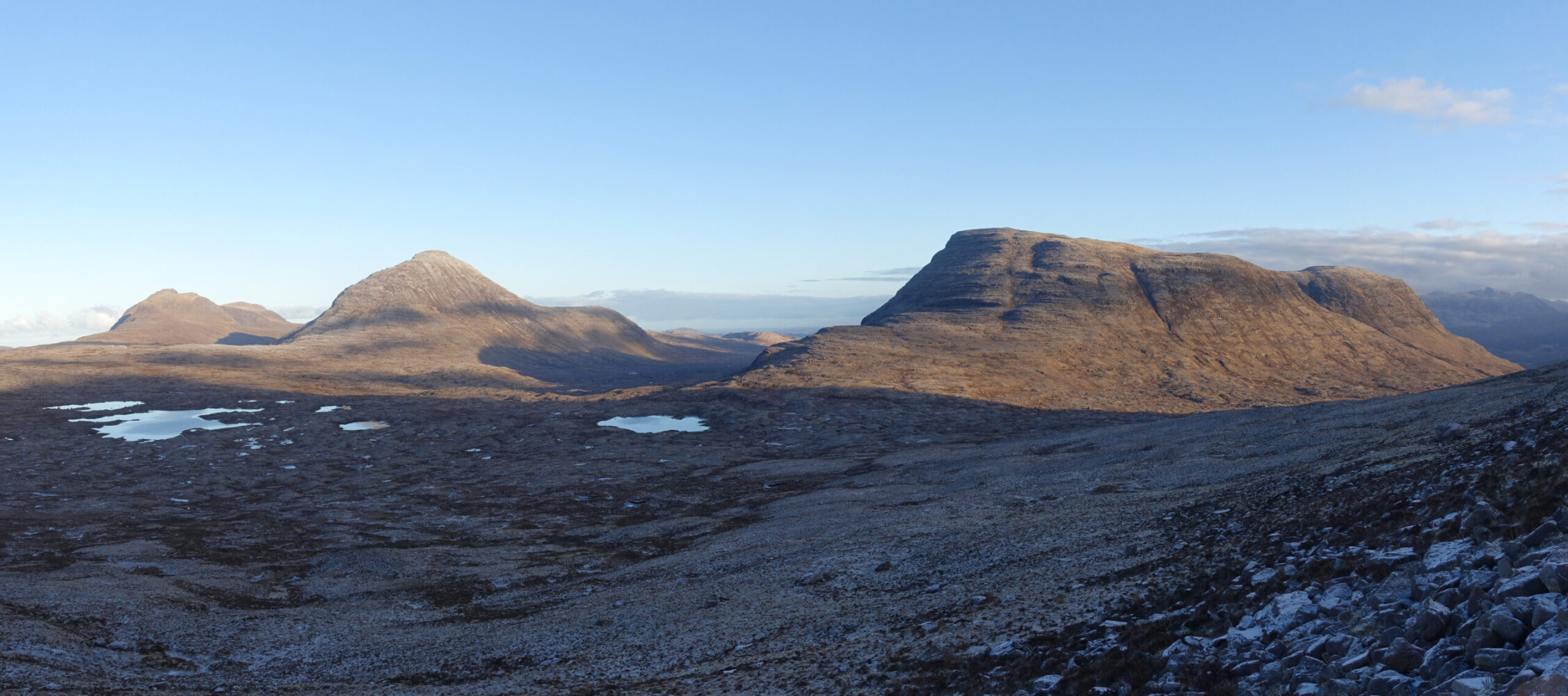 Projection: Cylindrical (1)
FOV: 113 x 60
Ev: 12.56