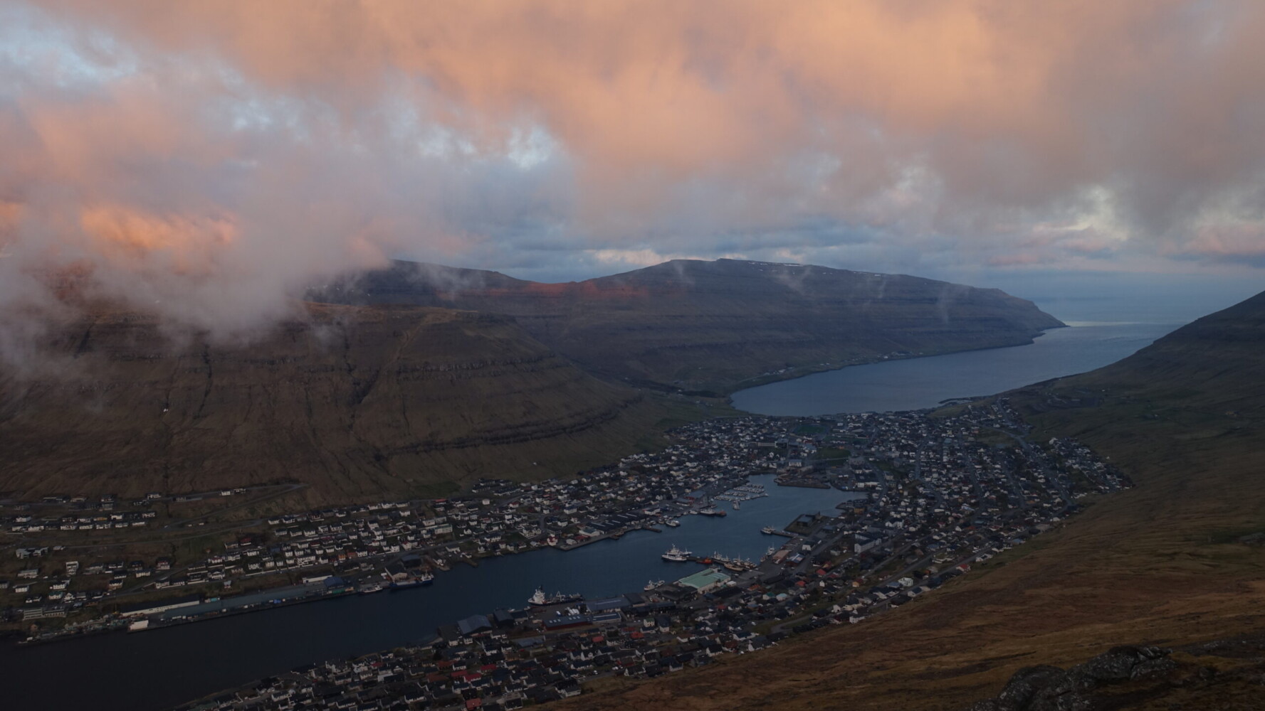 Klakkur, southeast to Klaksvik Klaksvik