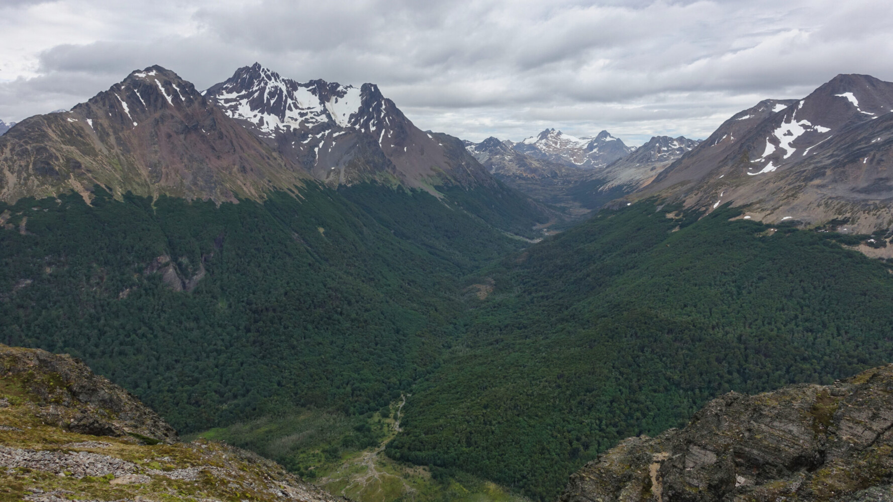 360 degree views from the top View from Cerro Cortez between Cerro Esfinge and Cerro Portillo