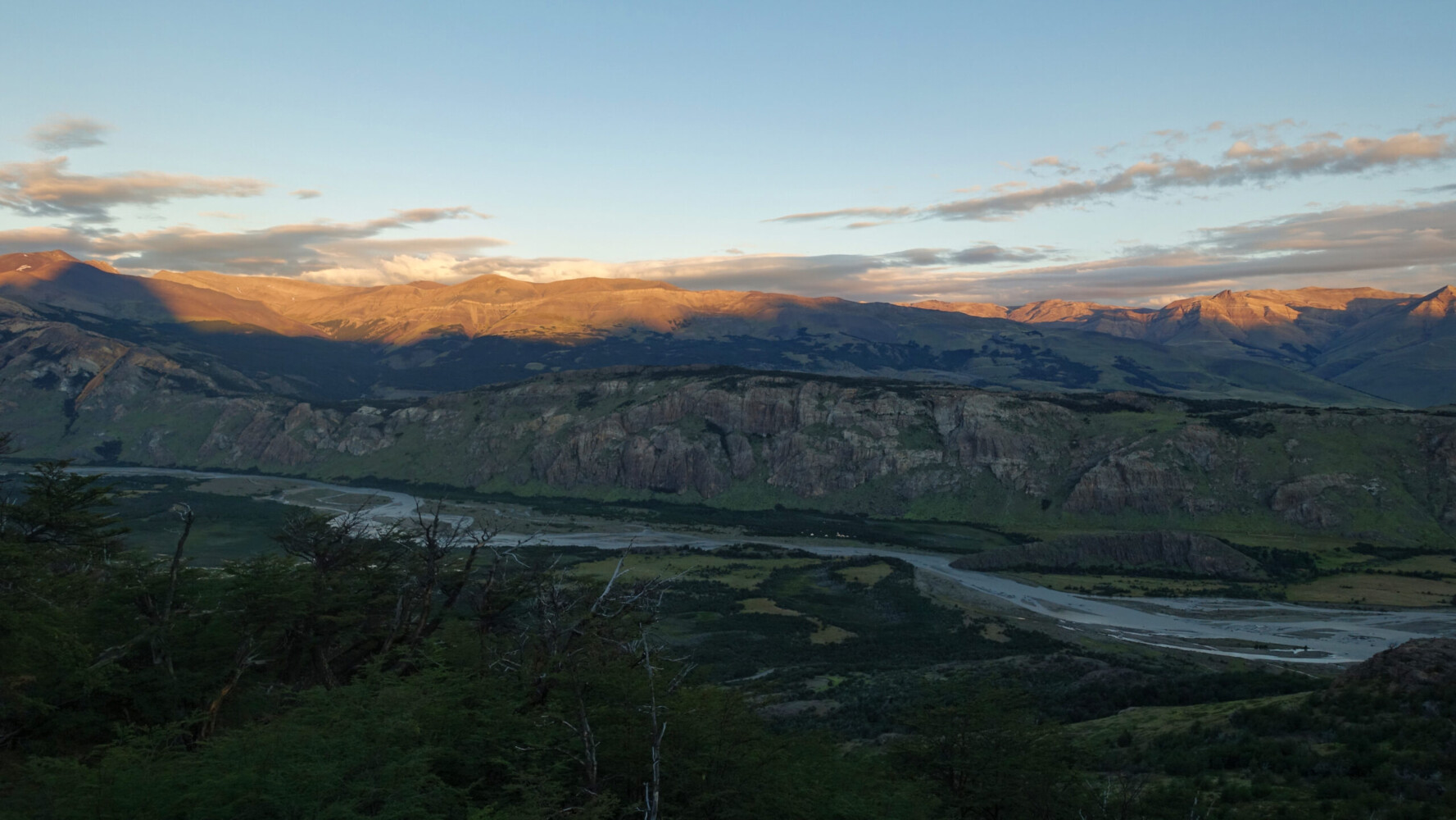 Sunset over Rio de las Vueltas